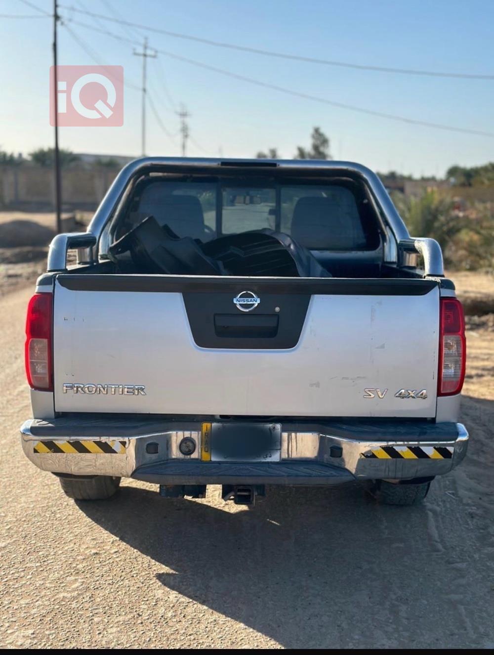 نیسان فرۆنتیر